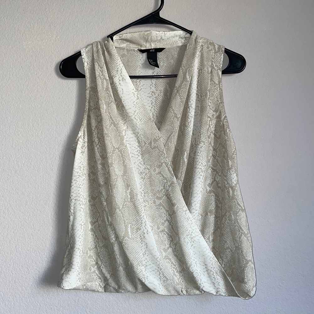 H&M Neutral Snake-Print Sleeveless Surplice Blouse